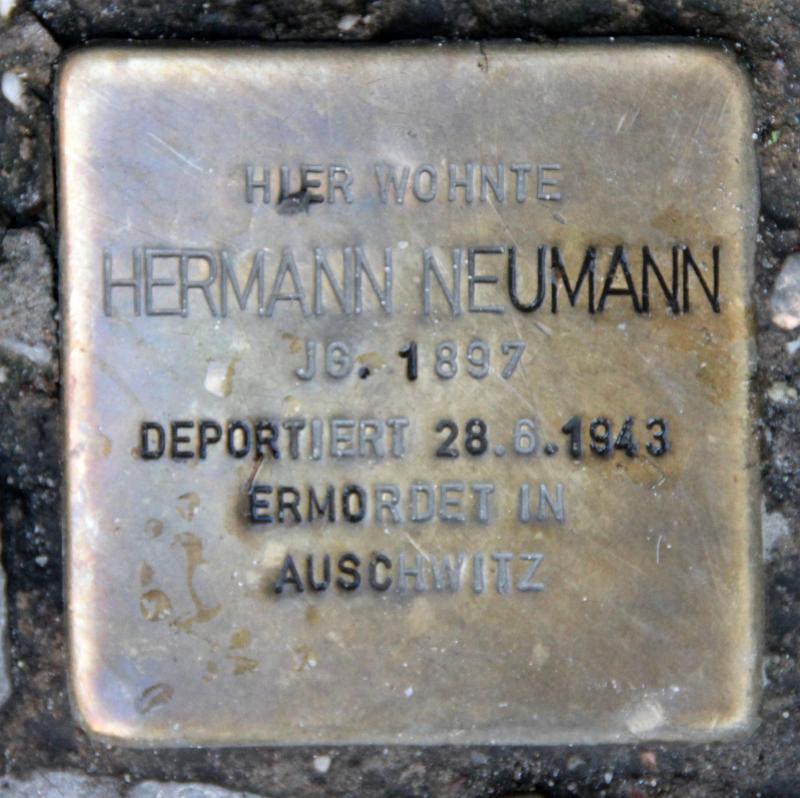 Stolperstein für Hermann Neumann.