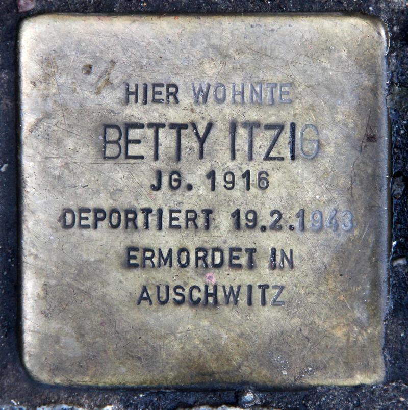 Stolperstein für Betty Itzig.