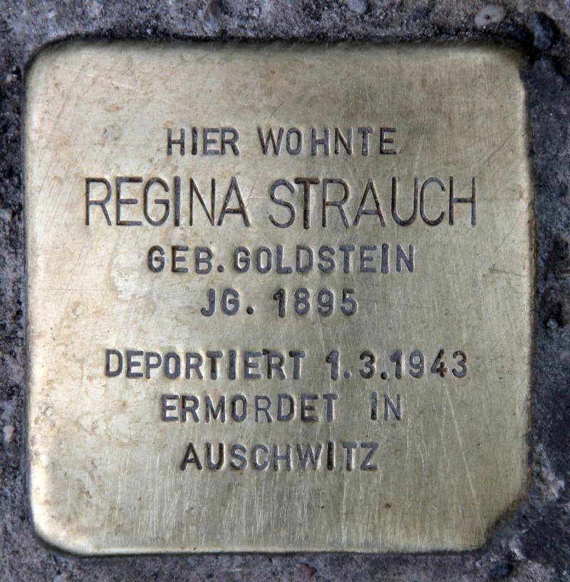 Stolperstein für Regina Strauch.