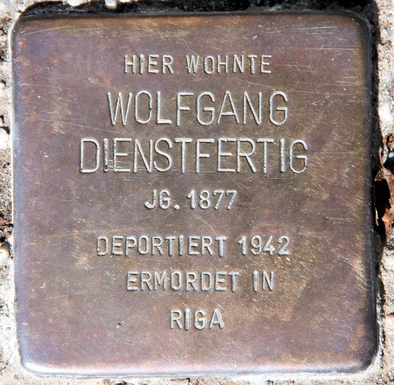 Stolperstein für Wolfgang Dienstfertig.