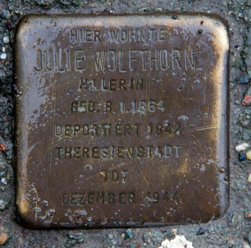 Stolperstein für Julie Wolfthorn.