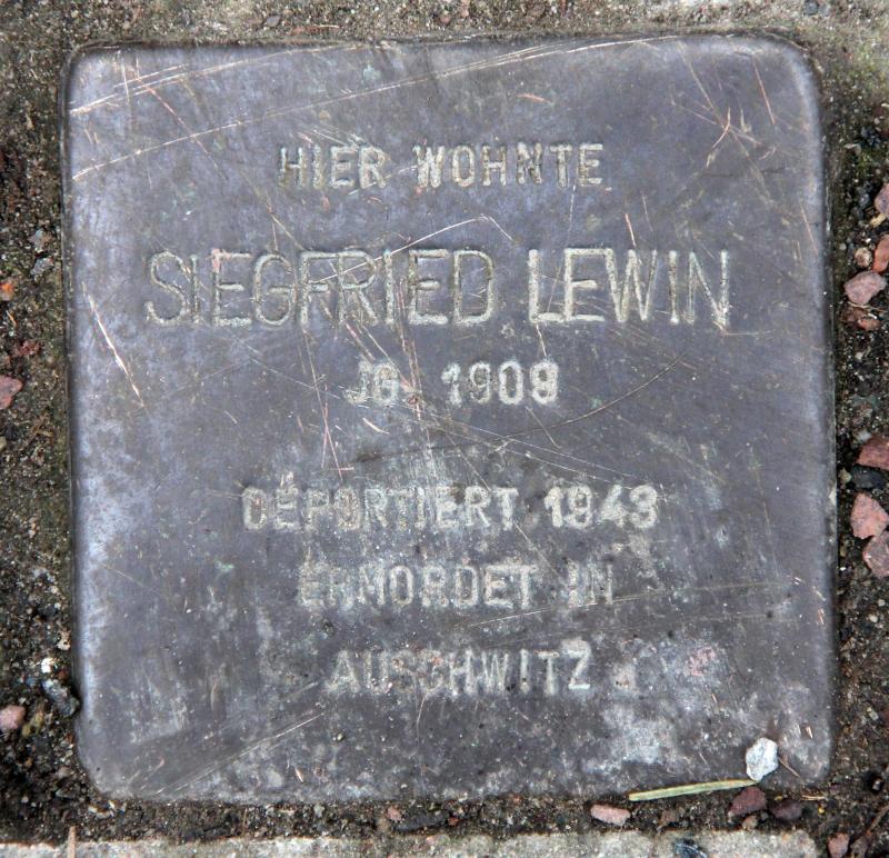 Stolperstein für Siegfried Lewin.