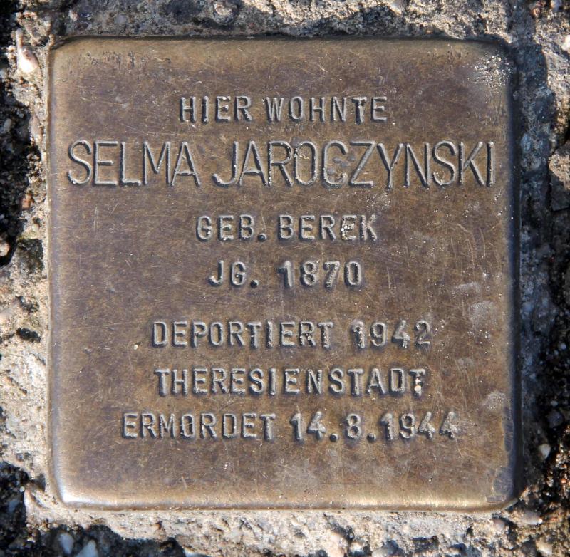 Stolperstein für Selma Jaroczynski.