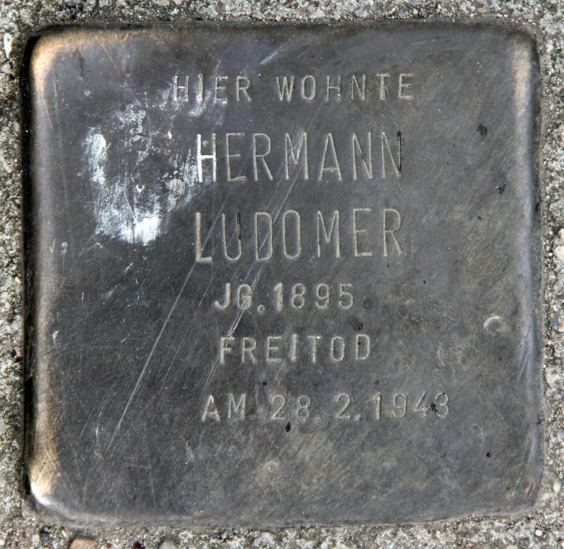 Stolperstein für Hermann Ludomer.