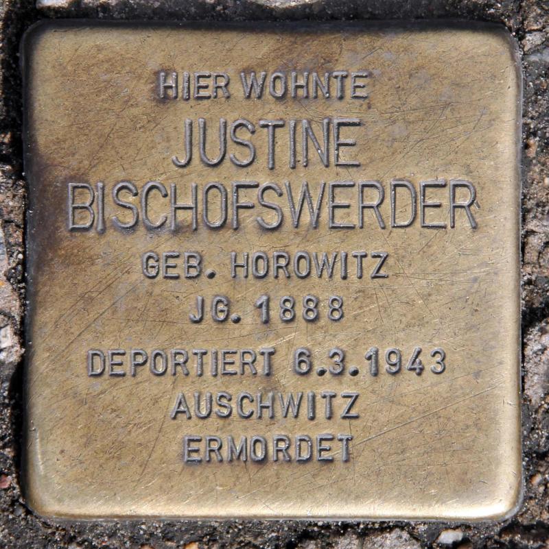 Stolperstein für Justine Bischofswerder.