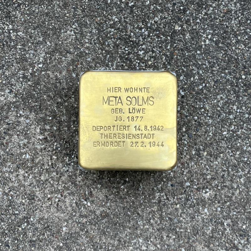 Stolperstein für Meta Solms © Museen Tempelhof-Schöneberg