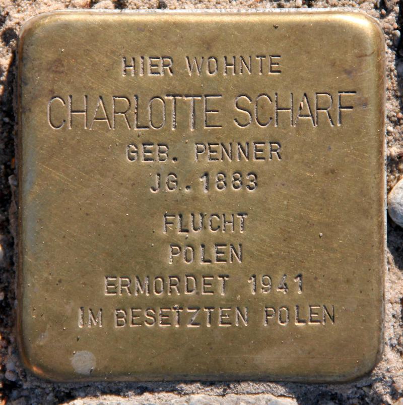 Stolperstein für Charlotte Scharf.