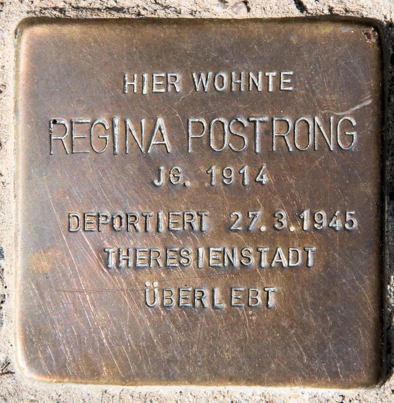 Stolperstein für Regina Postrong.