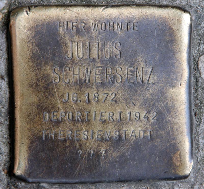 Stolperstein für Julius Schwersenz.