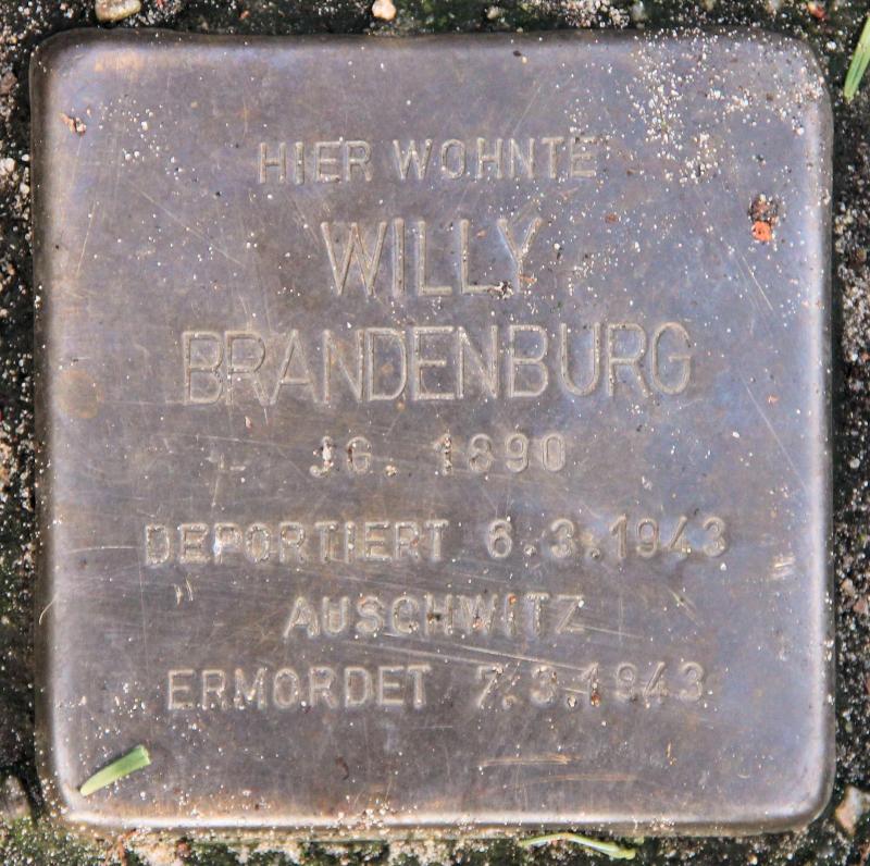 Stolperstein für Willy Brandenburg.