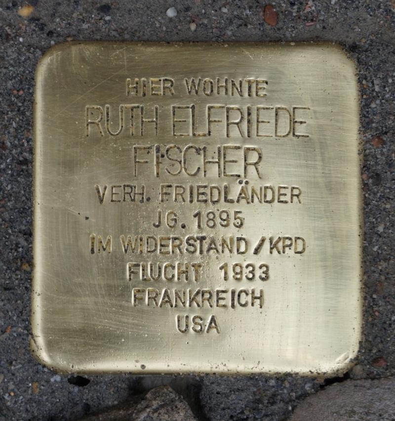 Stolperstein von Ruth Fischer ©Museum Neukölln/Foto: Dominik Laupichler