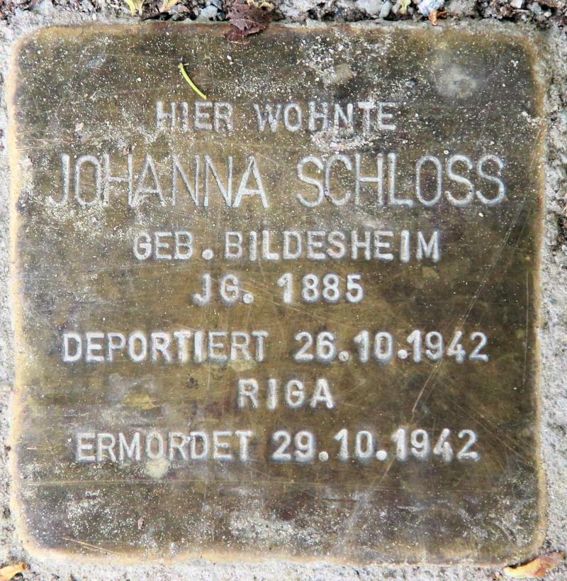 Stolperstein für Johanna Schloss.