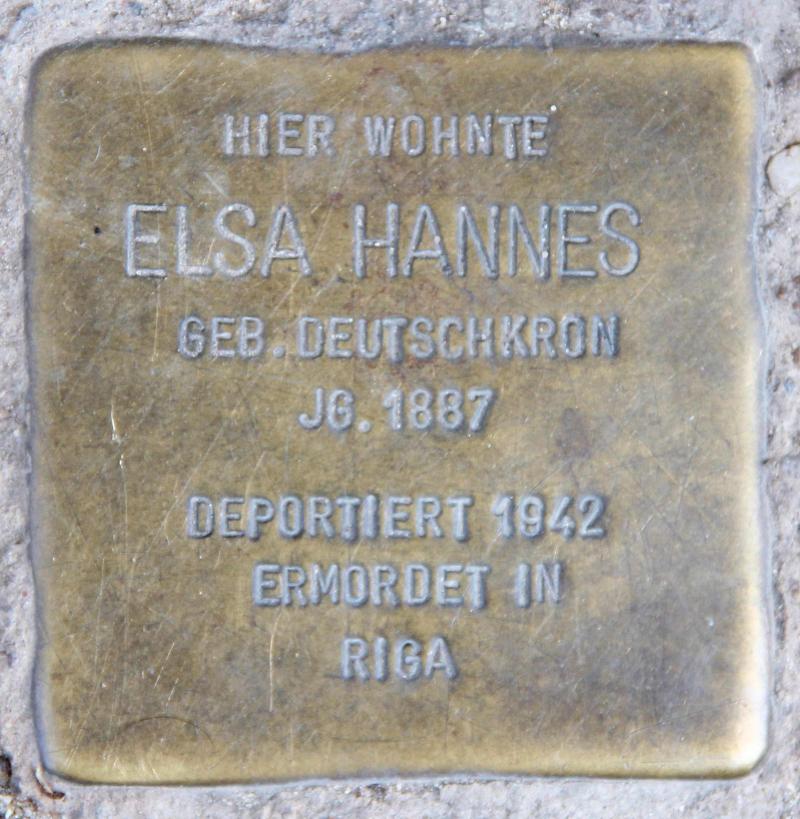 Stolperstein für Elsa Hannes.