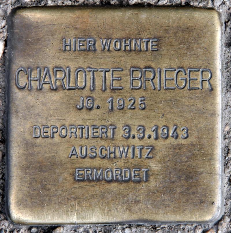Stolperstein für Charlotte Brieger.