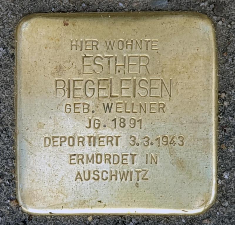 Stolperstein für Esther Biegeleisen © OTFW