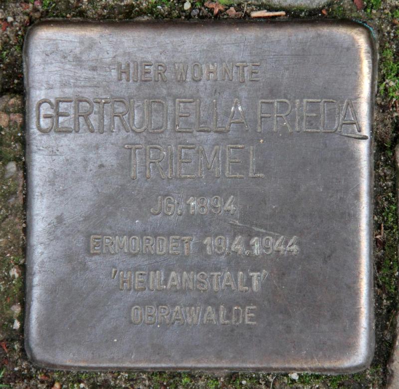 Stolperstein für Gertrud Ella Frieda Triemel.