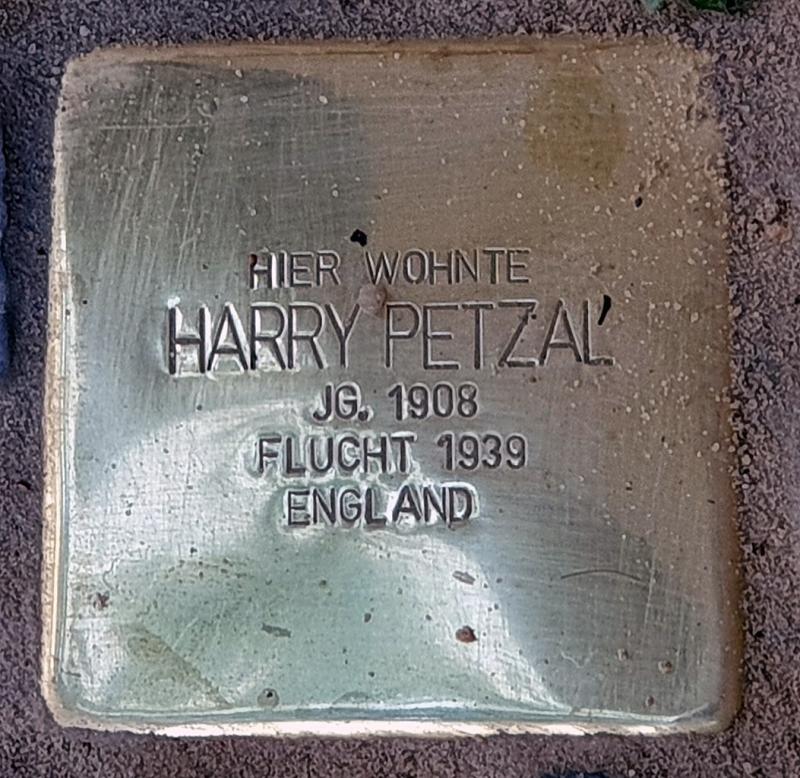 Stolperstein Harry Petzal, Foto: OTFW