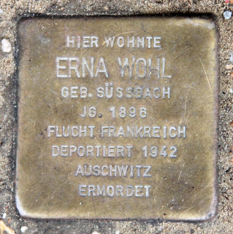 Stolperstein für Erna Wohl.