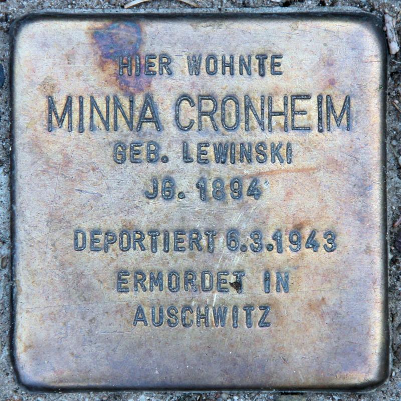 Stolperstein für Minna Cronheim.