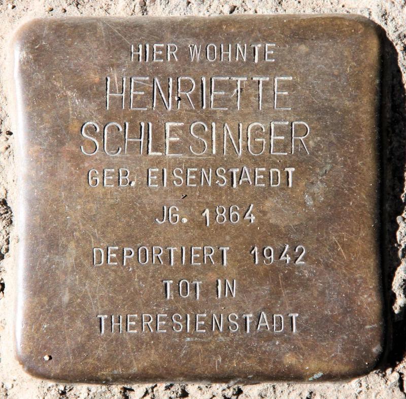 Stolperstein für Henriette Schlesinger.