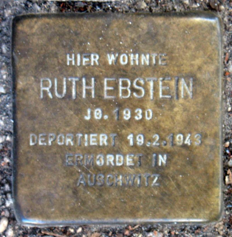 Stolperstein für Ruth Ebstein.