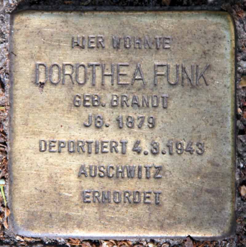 Stolperstein für Dorothea Funk.
