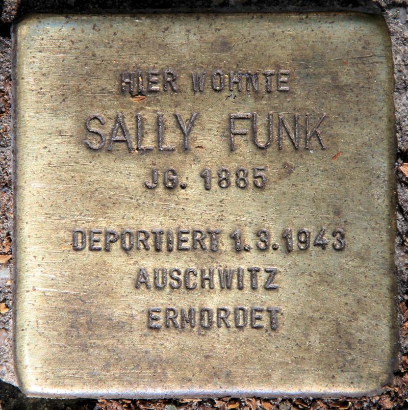 Stolperstein für Sally Funk.