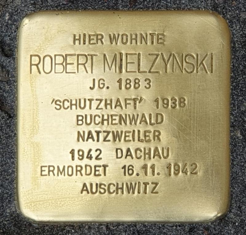 Stolperstein Robert Mielzynski @ OTFW Berlin