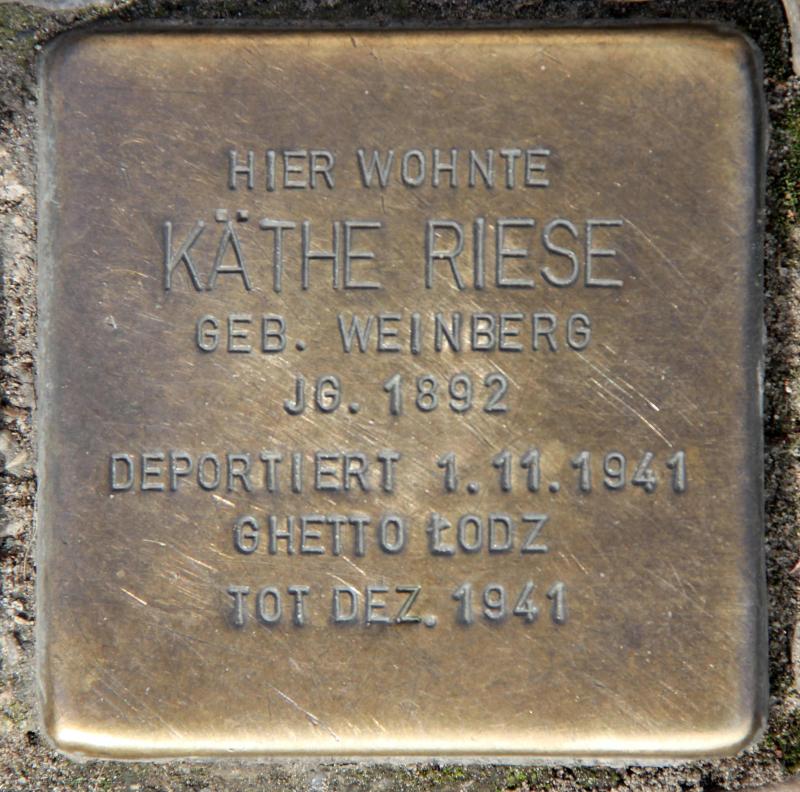 Stolperstein für Käthe Riese.