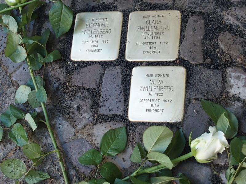 Stolpersteine Familie Zwillenberg © A. Lemke