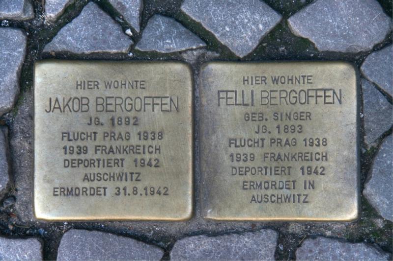 Stolpersteine für Felli und Jakob Bergoffen
