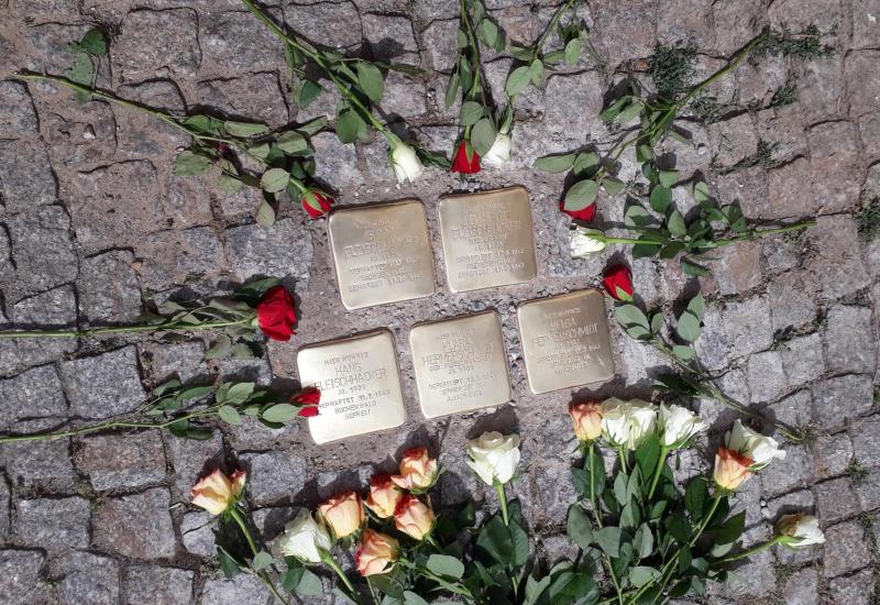 Stolpersteine für die Familie Hermerschmidt / Fleischhacker © P. Gutsche
