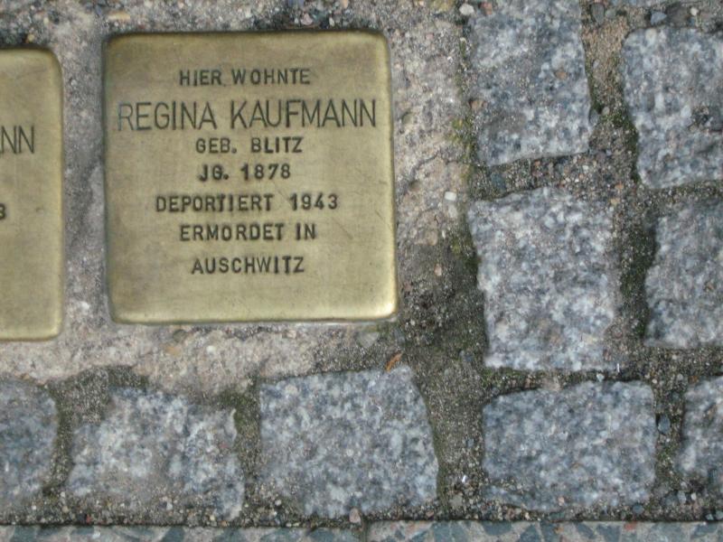 Stolperstein für Regina Kaufmann. Copyright: MTS