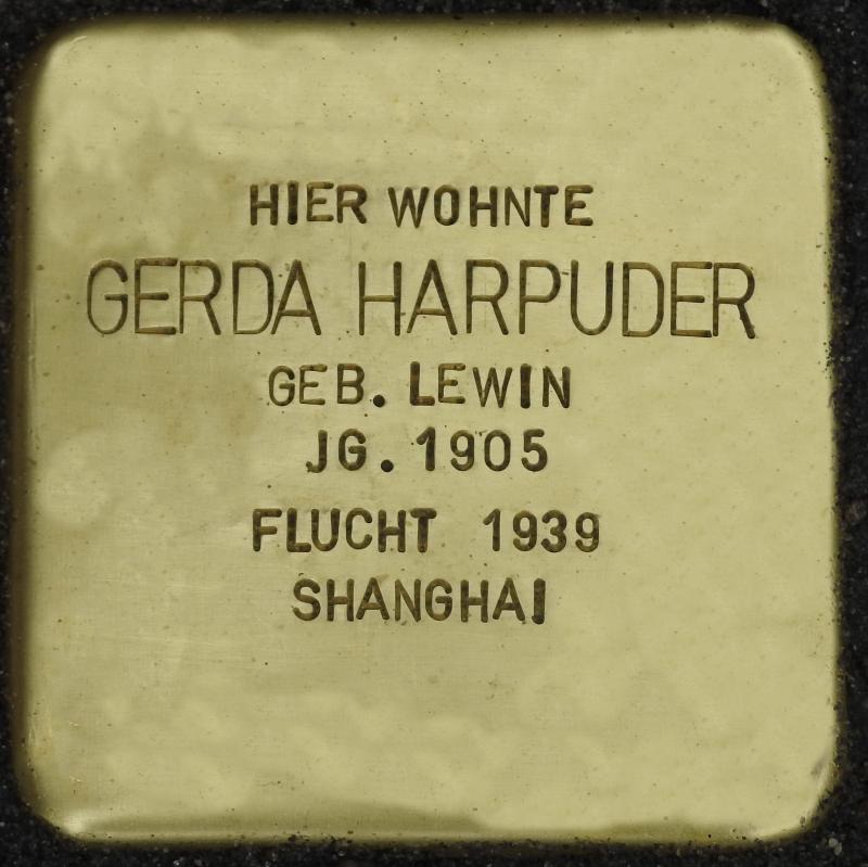Stolperstein für Gerda Haupuder, Foto: H.J. Hupka
