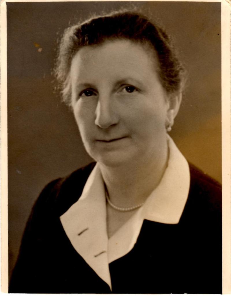 Gertrud Teppich, 1935
