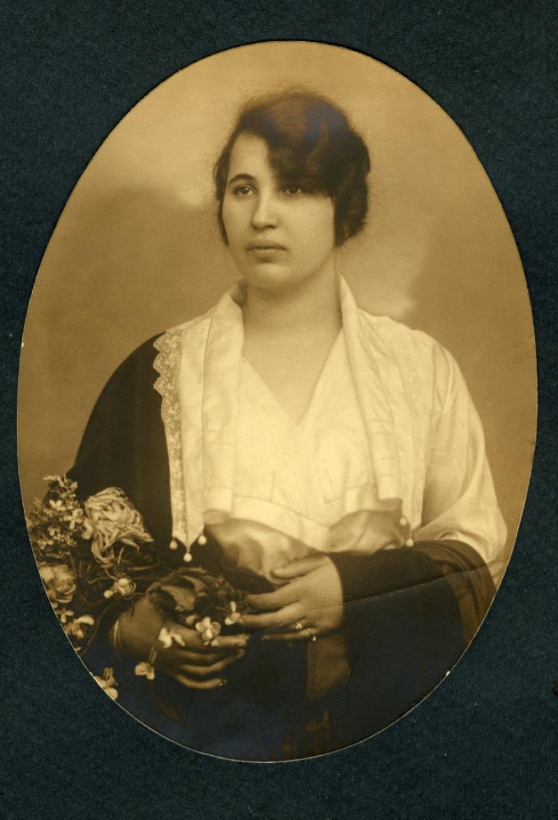 Erna Esther Löw bei ihrer Hochzeit 1921