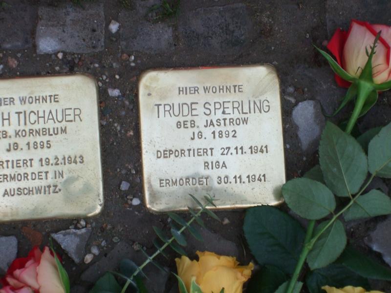 Stolperstein für Trude Sperling. Copyright: MTS
