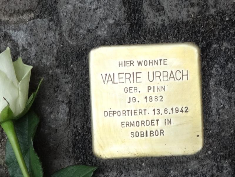 Stolperstein für Valerie Urbach