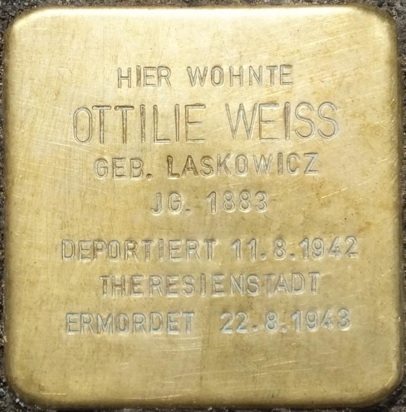 Stolperstein für Ottilie Weiss © H.-J.Hupka, 2015