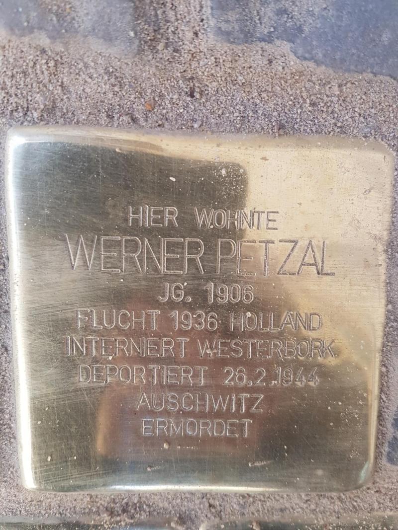 Stolperstein Werner Petzal, Foto: Initiative
