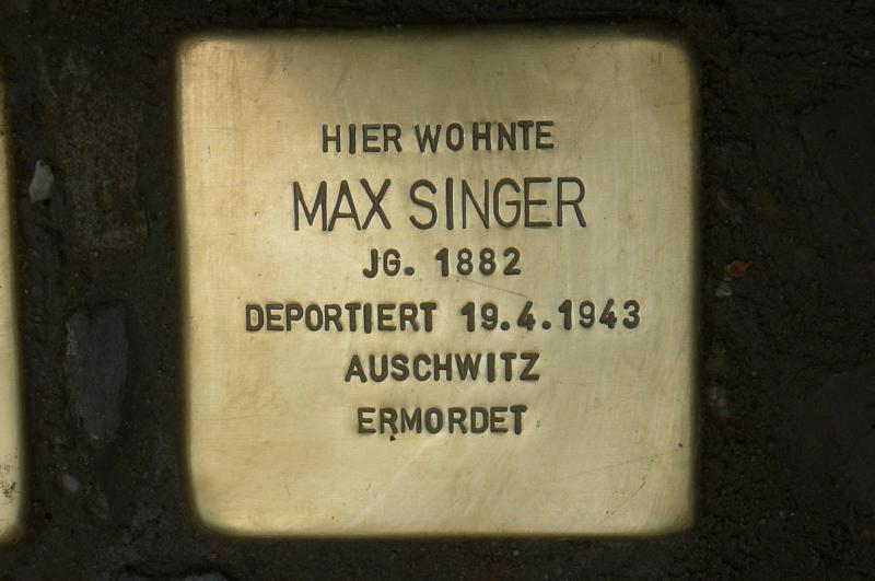 Stolpestein für Max Singer, Foto: Initiative Stolpersteine Charlottenburg-Wilmersdorf