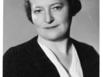 Portrait von Esther Brandenburg