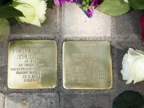 Stolpersteine Rose und Friedrich Bodo Schlösinger © Stefan Hochhuth