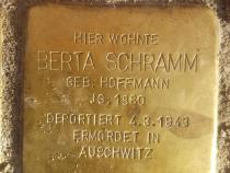 Stolperstein Berta Schramm, Foto: Initiative