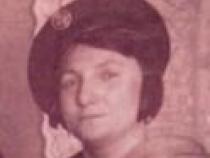 Hedwig Peters beim 83. Geburtstag ihrer Mutter, 1937, Ausschnitt aus einem Familienfoto © Familienbesitz