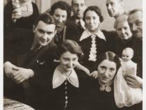 Gertrud Isaacson (Bildmitte) an ihrem Geburtstag ca. 1930