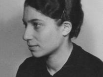 Passfoto Ingeborg Wolf, Profil