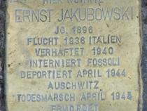 Stolperstein Ernst Jakubowski (Bild: Stolpersteine-Initiative CW, H.-J. Hupka)