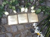 Stolpersteine für Erich, Marianne und Natalie Lublin, Foto © P. Gutsche