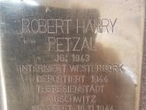 Stolperstein Robert Harry Petzal, Foto: Initiative